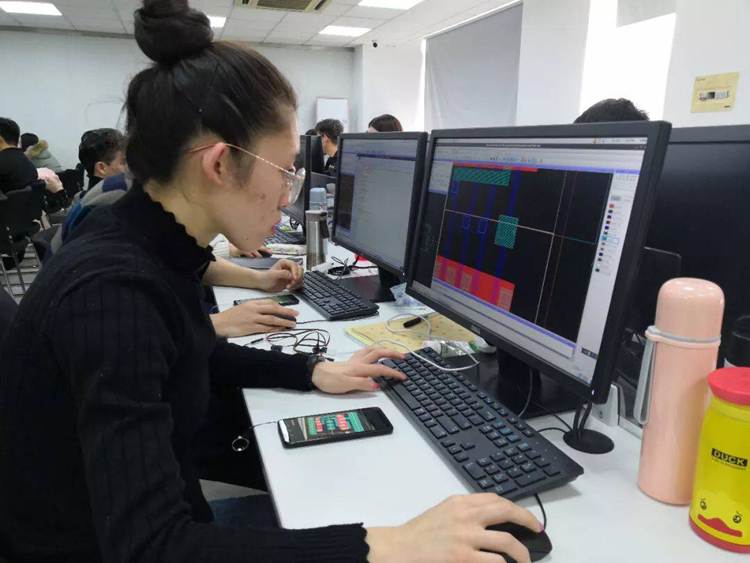 https://sxx.lcudcc.edu.cn/__local/2/1A/10/902552A62F8F7425DDD4C5B8FB6_F3F2F48E_C37BD.png